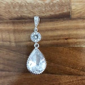 Crystal necklace pendant
